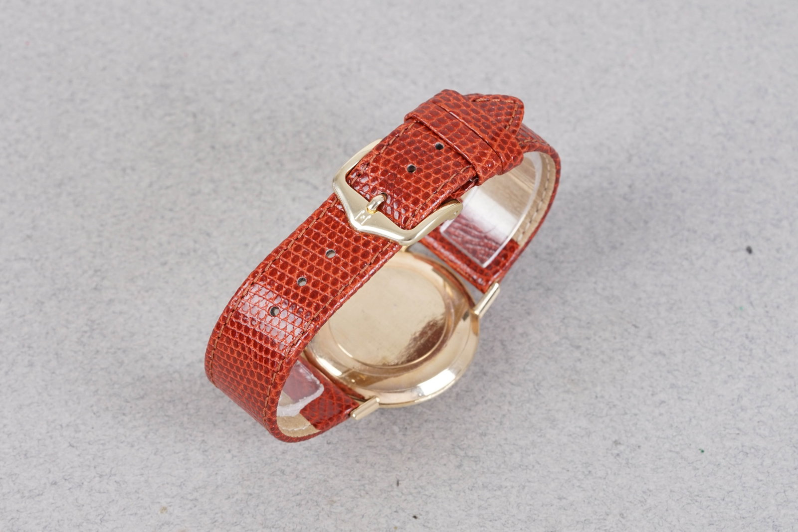 OMEGA DE VILLE 9CT GOLD WRISTWATCH - 3