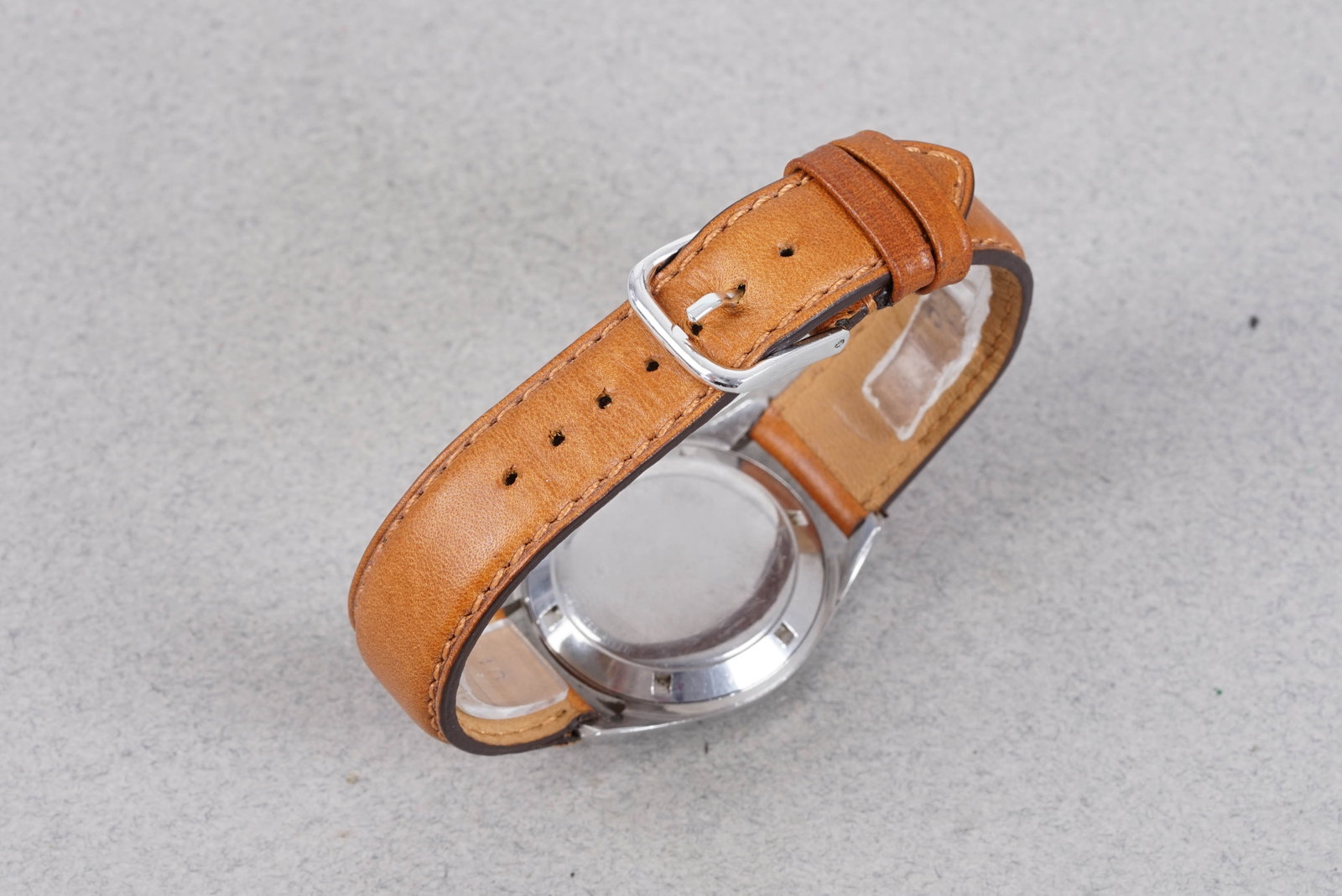 GIRARD-PERREGAUX GYROMATIC DATE REF. 6585 CIRCA 1950S - 3