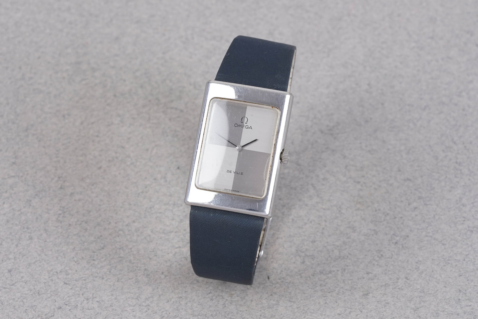 OMEGA DE VILLE TWO TONE TANK WRISTWATCH W/ BOX - 2