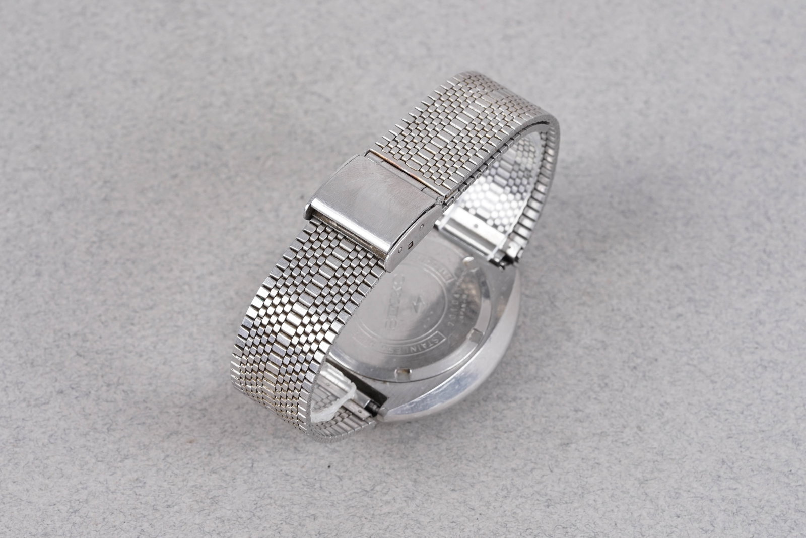 SEIKO AUTOMATIC DATE REF. 7005-8150 - 3