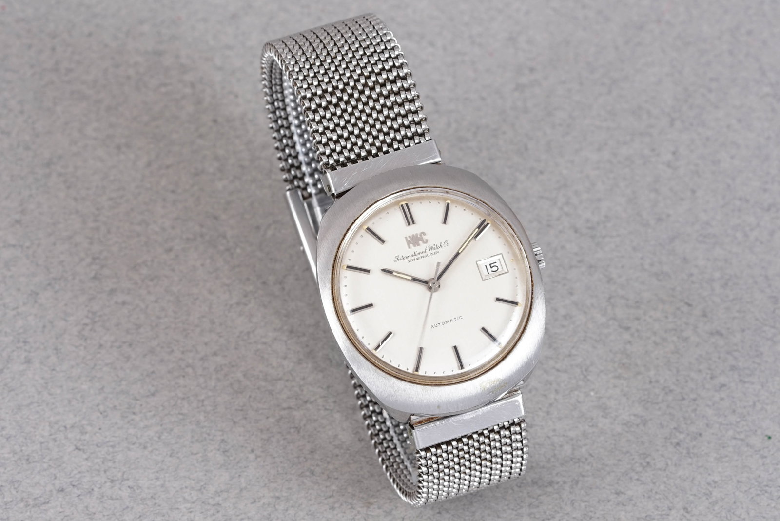 IWC SCHAFFHAUSEN AUTOMATIC DATE WRISTWATCH - 2