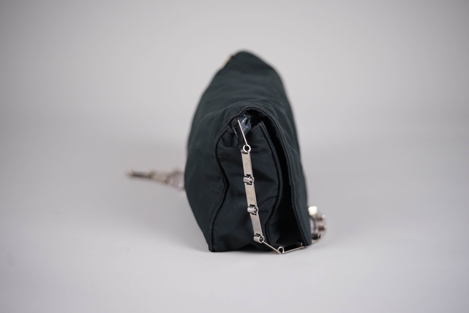 BOTTEGA VENETA BLACK NYLON SHOULDER BAG W/ GUARANTEE CARD - 8