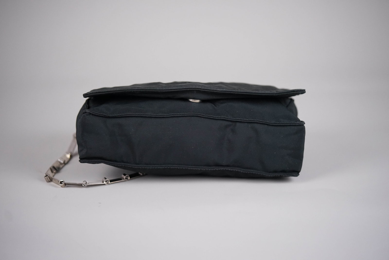 BOTTEGA VENETA BLACK NYLON SHOULDER BAG W/ GUARANTEE CARD - 9