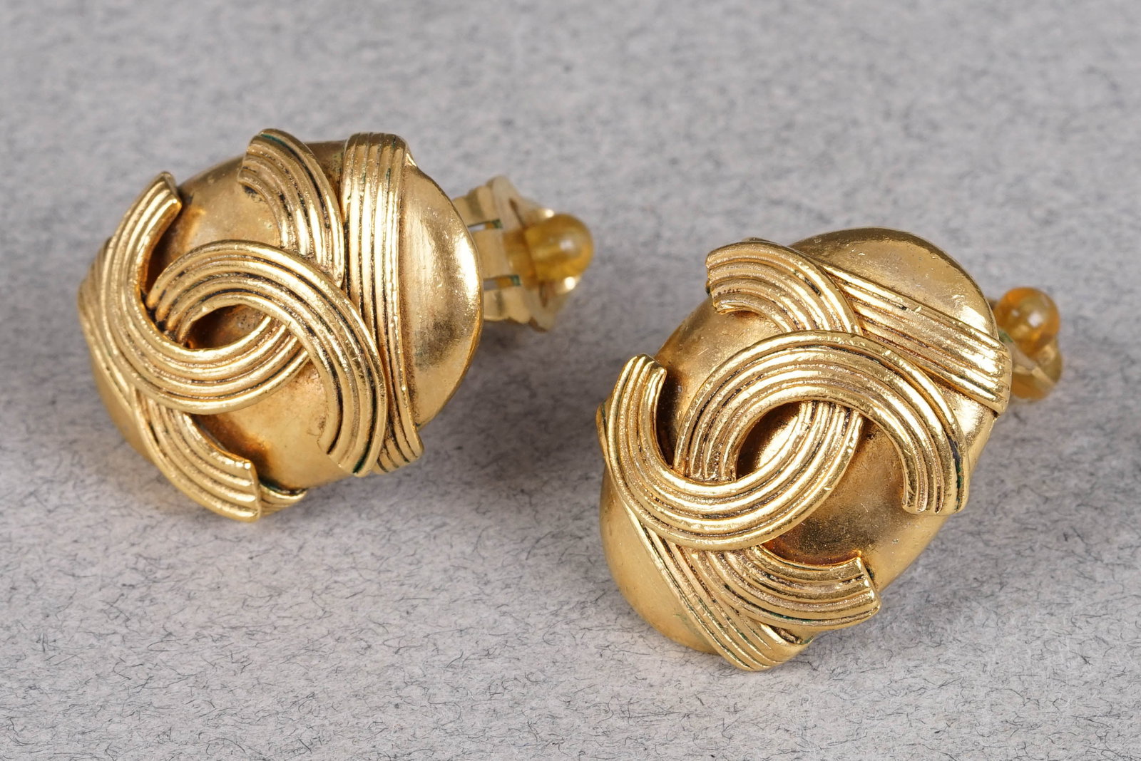 CHANEL EARRINGS - 2