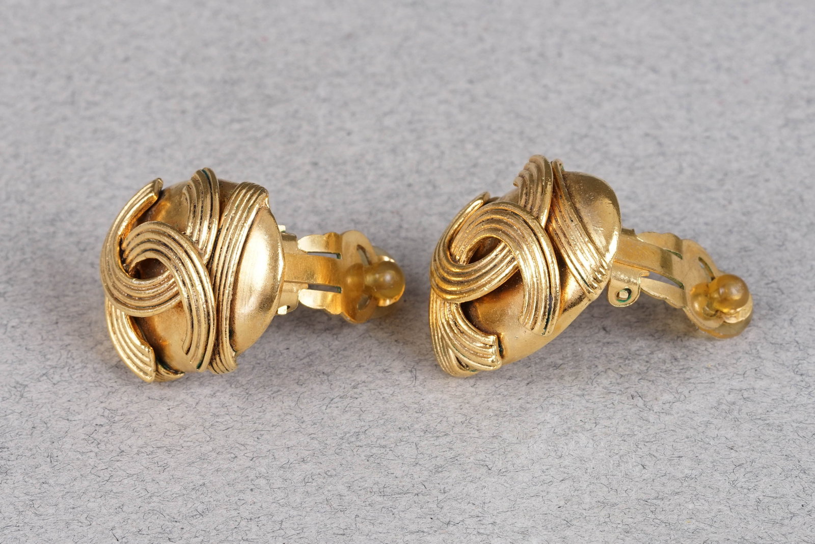 CHANEL EARRINGS - 3