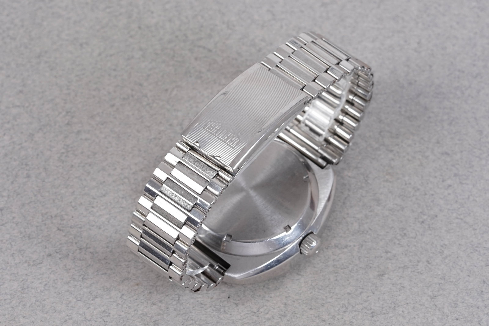 HEUER MONTREAL AUTOMATIC CHRONOGRAPH REF. 110.503 - 3