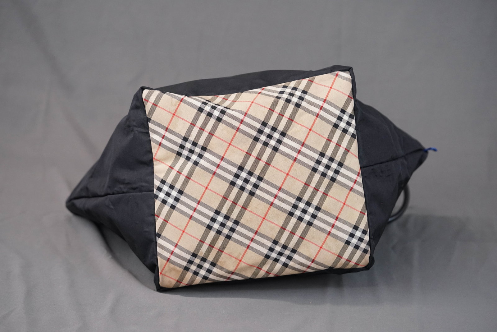 BURBERRY NOVA CHECK SHOULDER TOTE BAG - 10