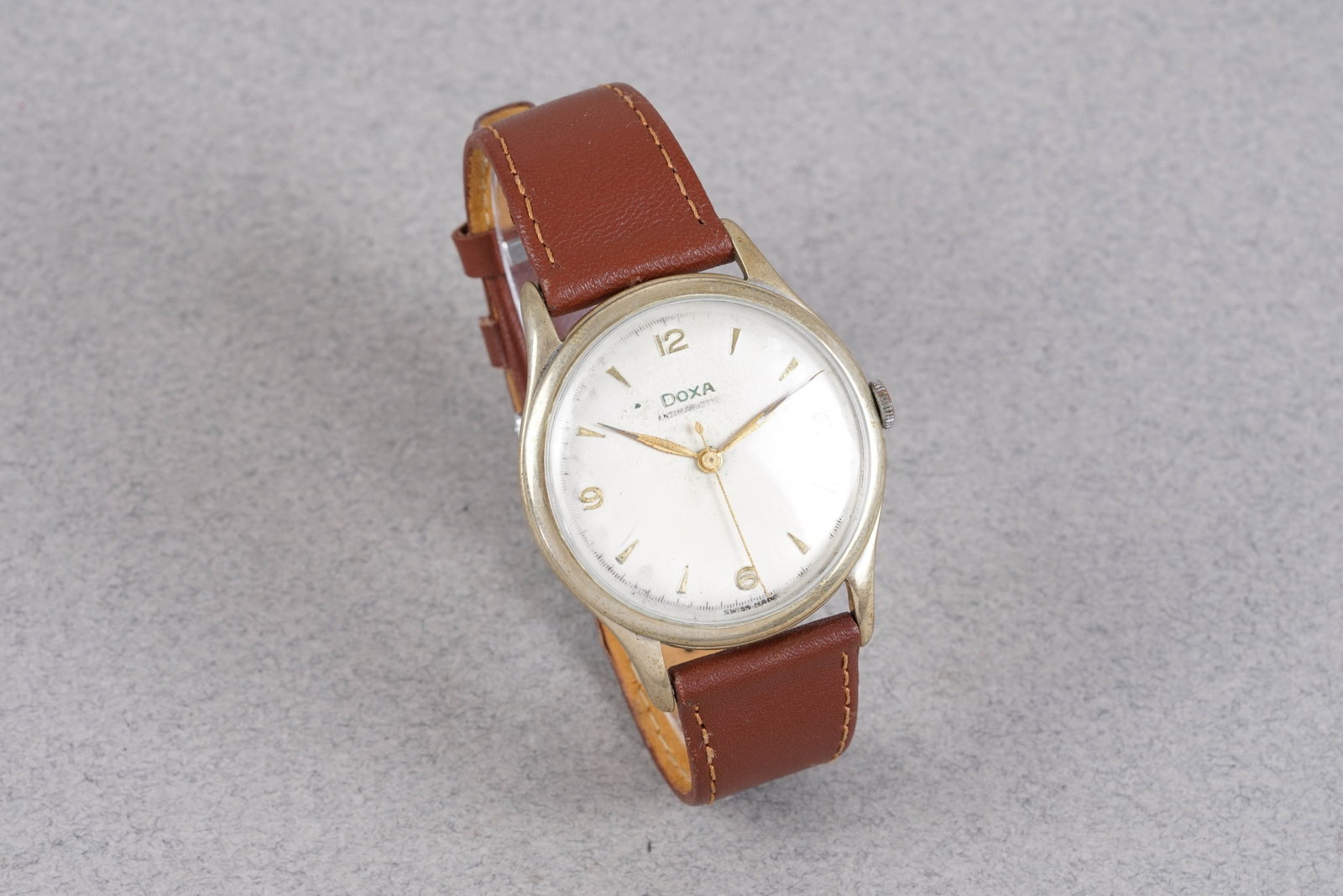 DOXA OVERSIZE ANTIMAGNETIC WRISTWATCH - 2
