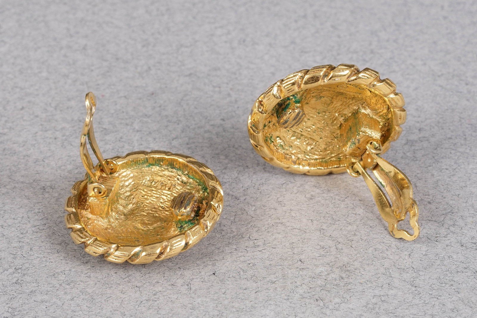 CHANEL EARRINGS - 4