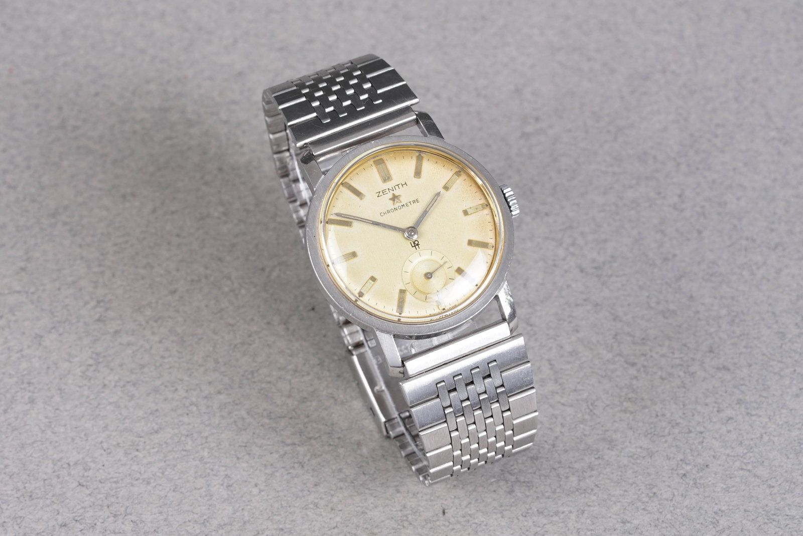 ZENITH CHRONOMETER CALATRAVA WRISTWATCH - 2