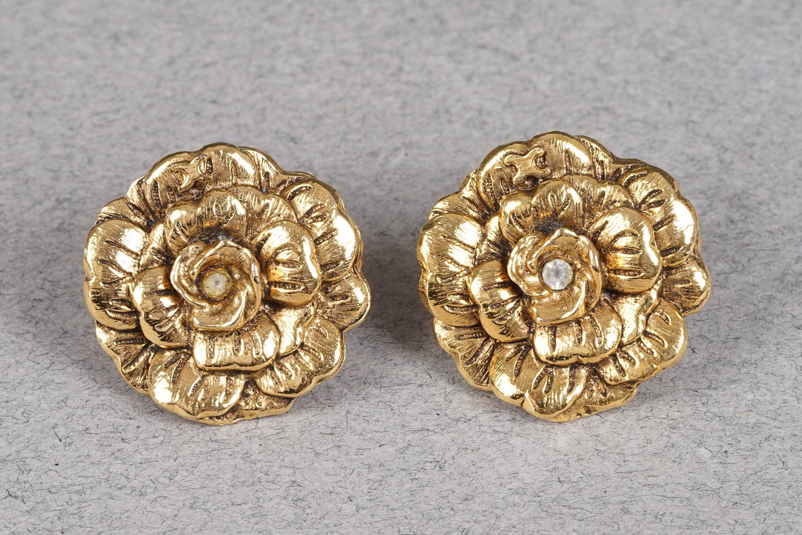 CHANEL EARRINGS - 2
