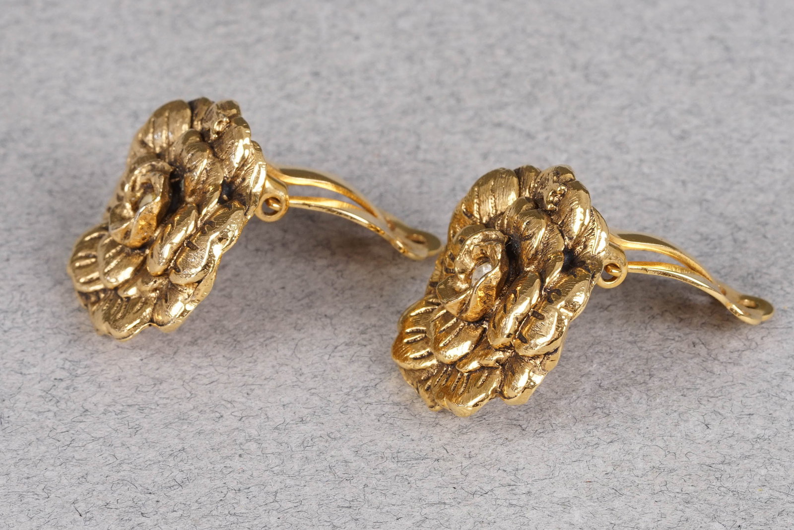 CHANEL EARRINGS - 4