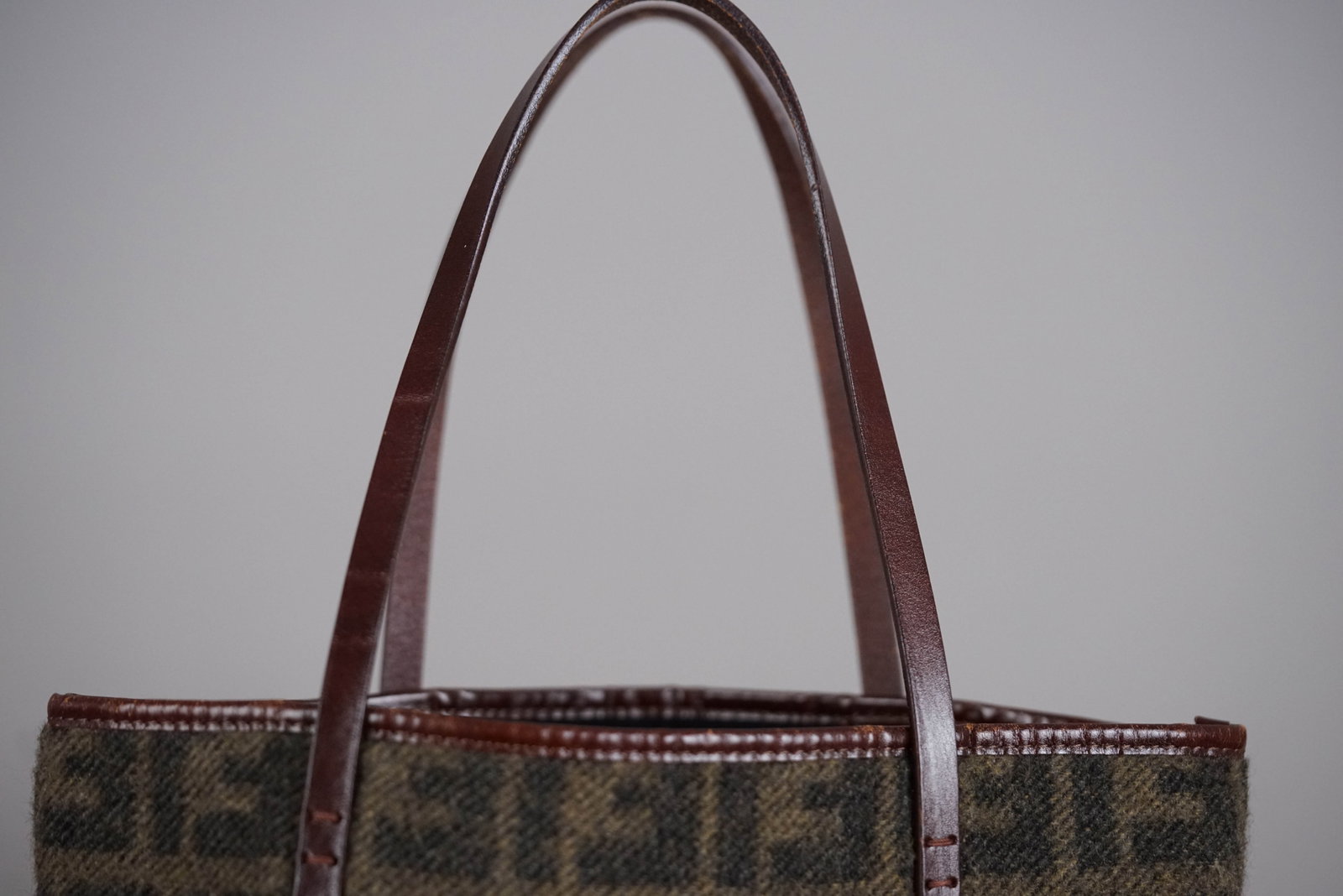 FENDI WOOL FF LOGO TOTE BAG - 5