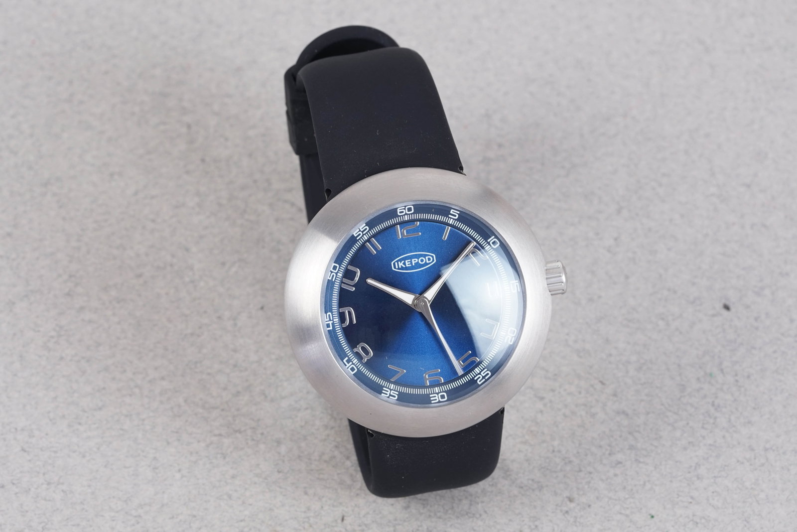 IKEPOD MEGAPOD AUTOMATIC WRISTWATCH W/ BOX & PAPERS - 3