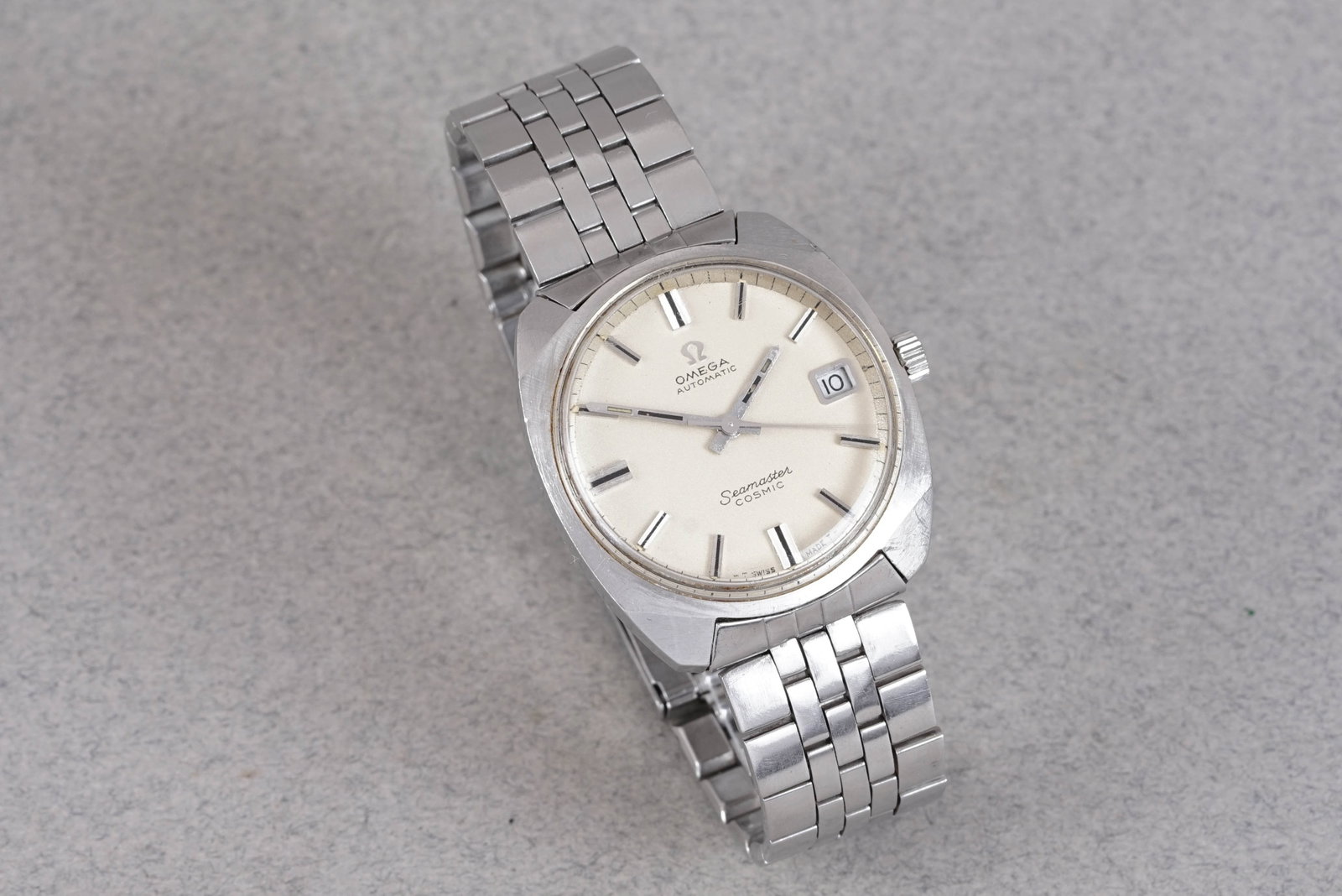 OMEGA SEAMASTER COSMIC AUTOMATIC DATE REF. 166.022 - 2