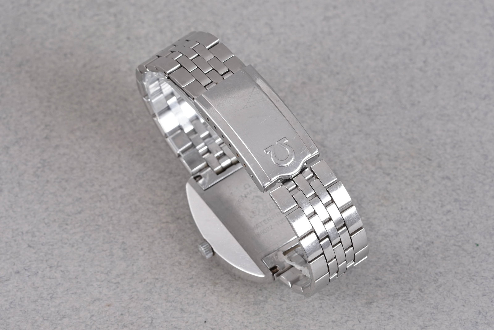 OMEGA SEAMASTER COSMIC AUTOMATIC DATE REF. 166.022 - 4