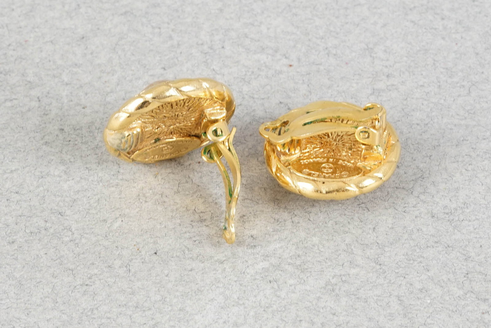 CHANEL EARRINGS - 2