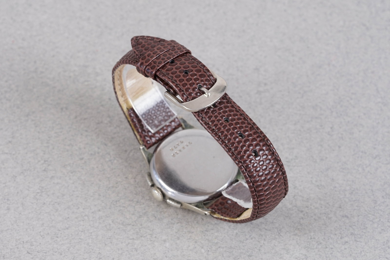 UNIVERSAL GENEVE CAMPUR CHRONOGRAPH - 4