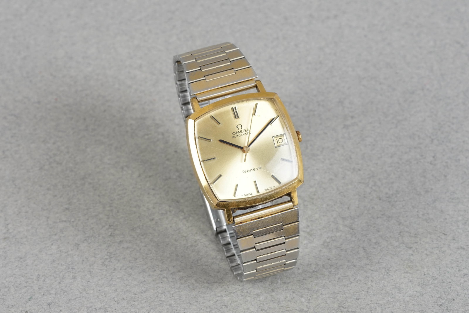 OMEGA GENEVE AUTOMATIC DATE GOLD PLATED WRISTWATCH - 2
