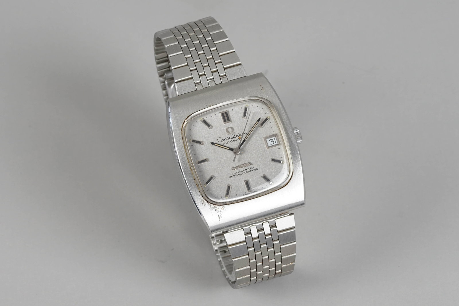 OMEGA CONSTELLATION CHRONOMETER AUTOMATIC DATE WRISTWATCH - 2