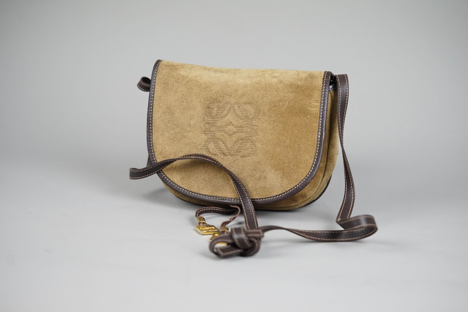 LOEWE ANAGRAM SHOULDER BAG SUEDE BROWN - 3
