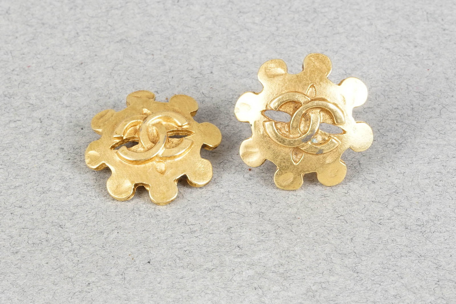 CHANEL EARRINGS - 3