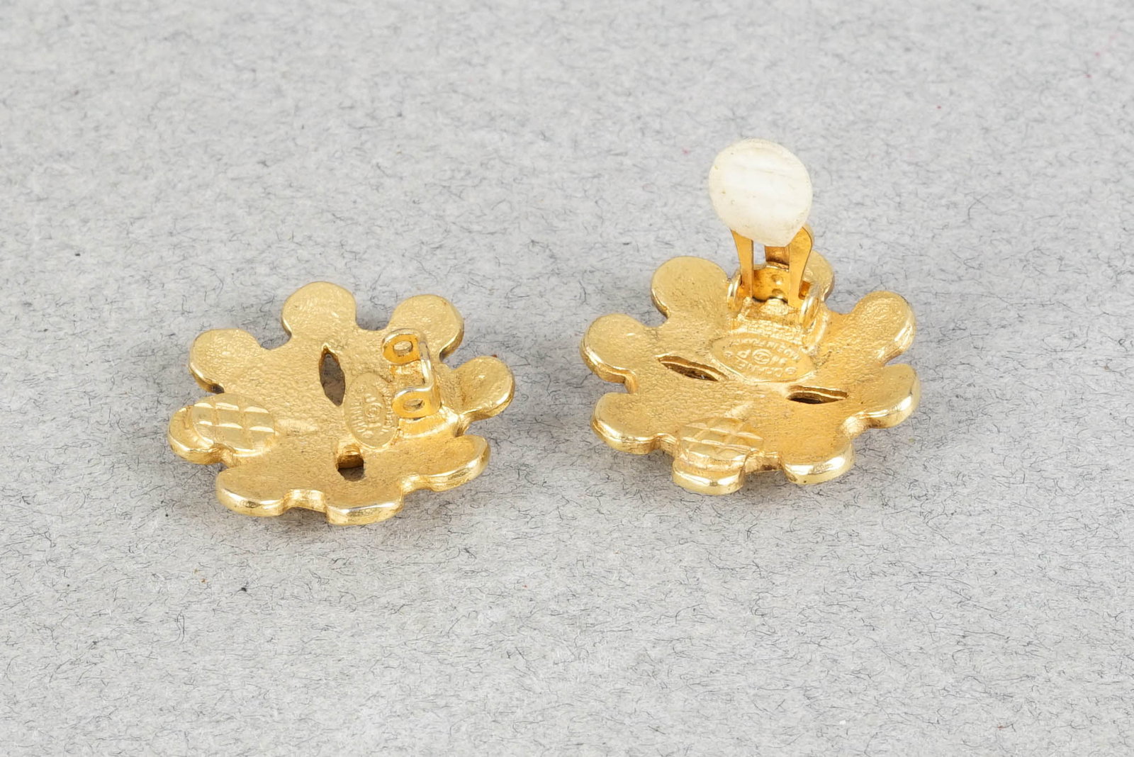 CHANEL EARRINGS - 4