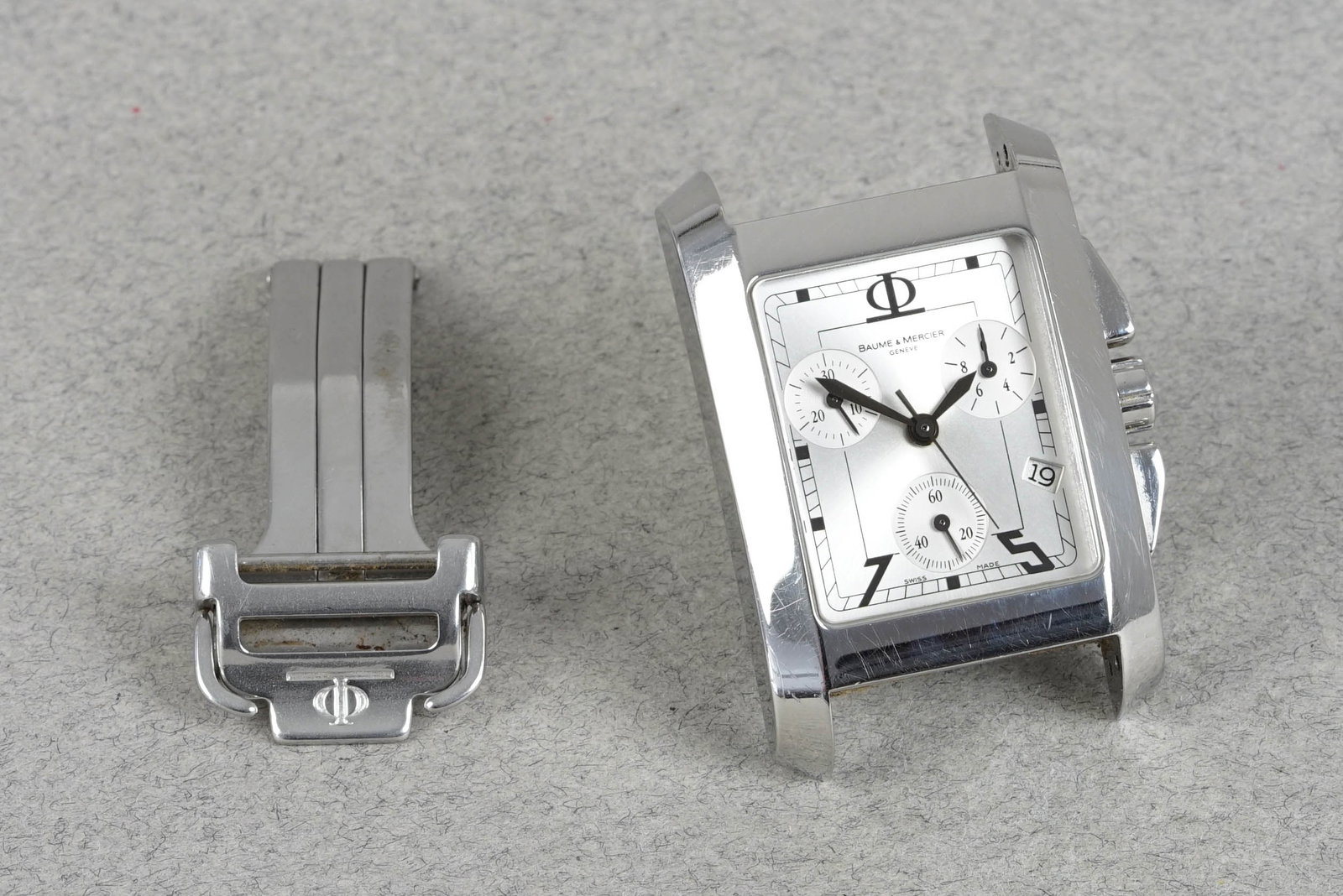BAUME & MERCIER HAMPTON CHRONOGRAPH W/ BOX & GUARANTE CARD - 2