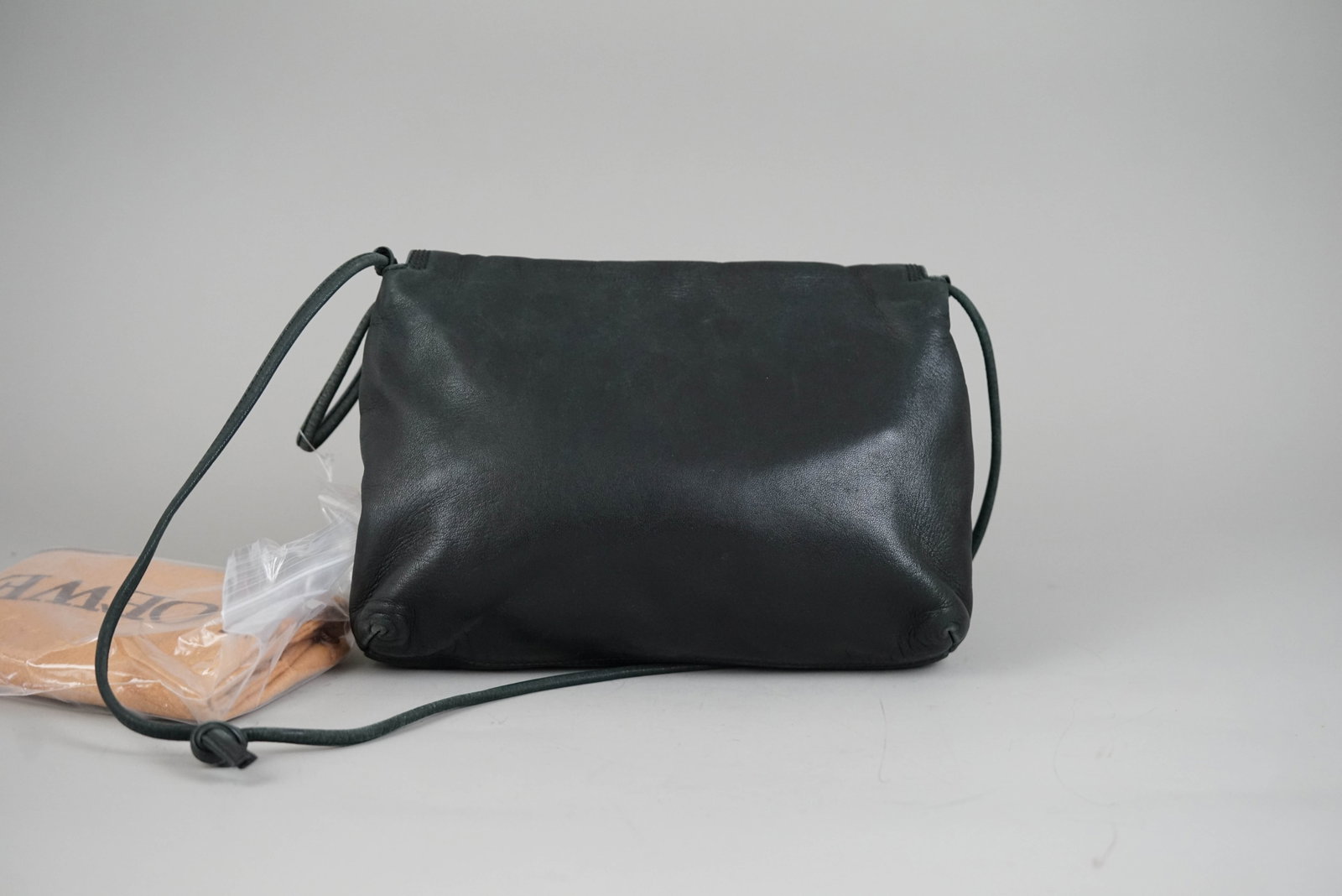 LOEWE ANAGRAM SHOULDER BAG LEATHER BLACK - 4