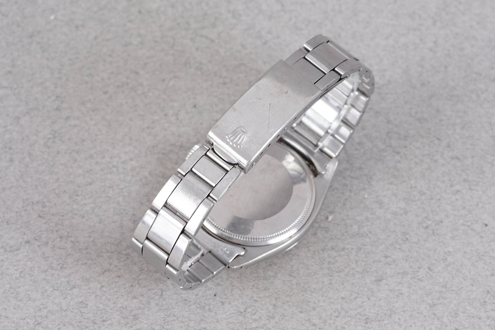 ROLEX OYSTER PERPETUAL DATE REF. 1500 CIRCA 1972 - 3