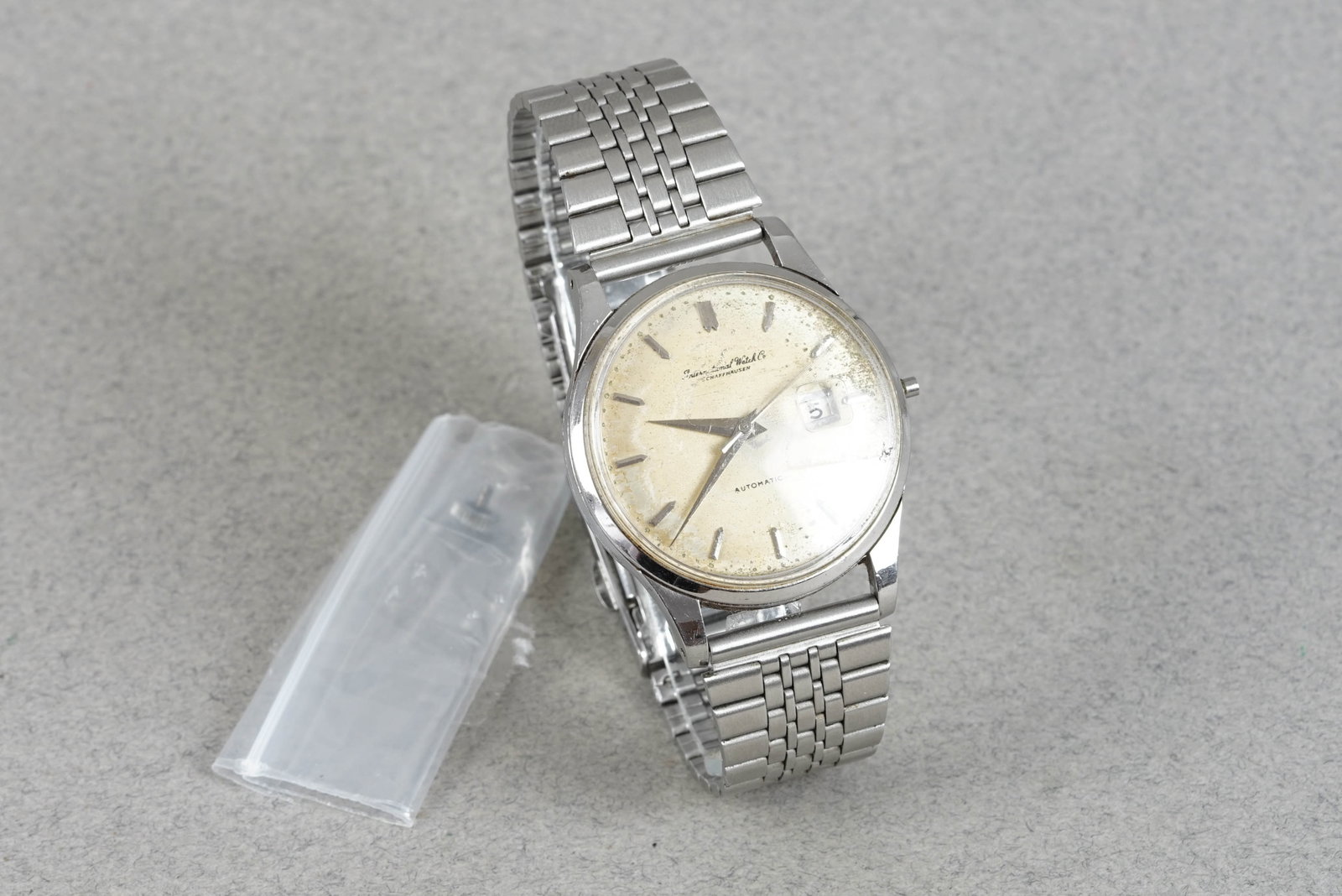 IWC SCHAFFHAUSEN AUTOMATIC DATE WRISTWATCH - 2