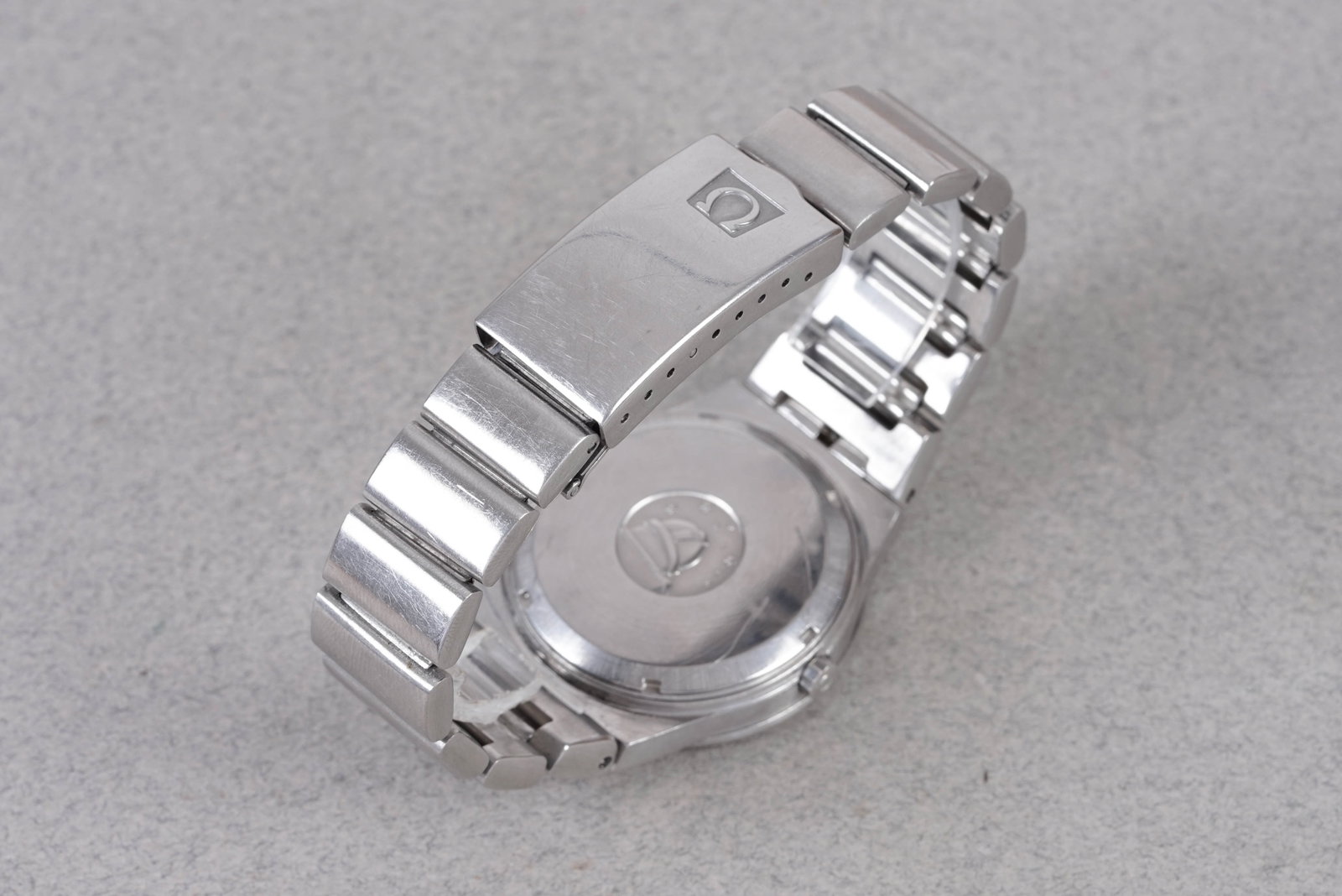 OMEGA CONSTELLATION CHRONOMETER ELECTRONIC F300HZ DATE WRISTWATCH - 3