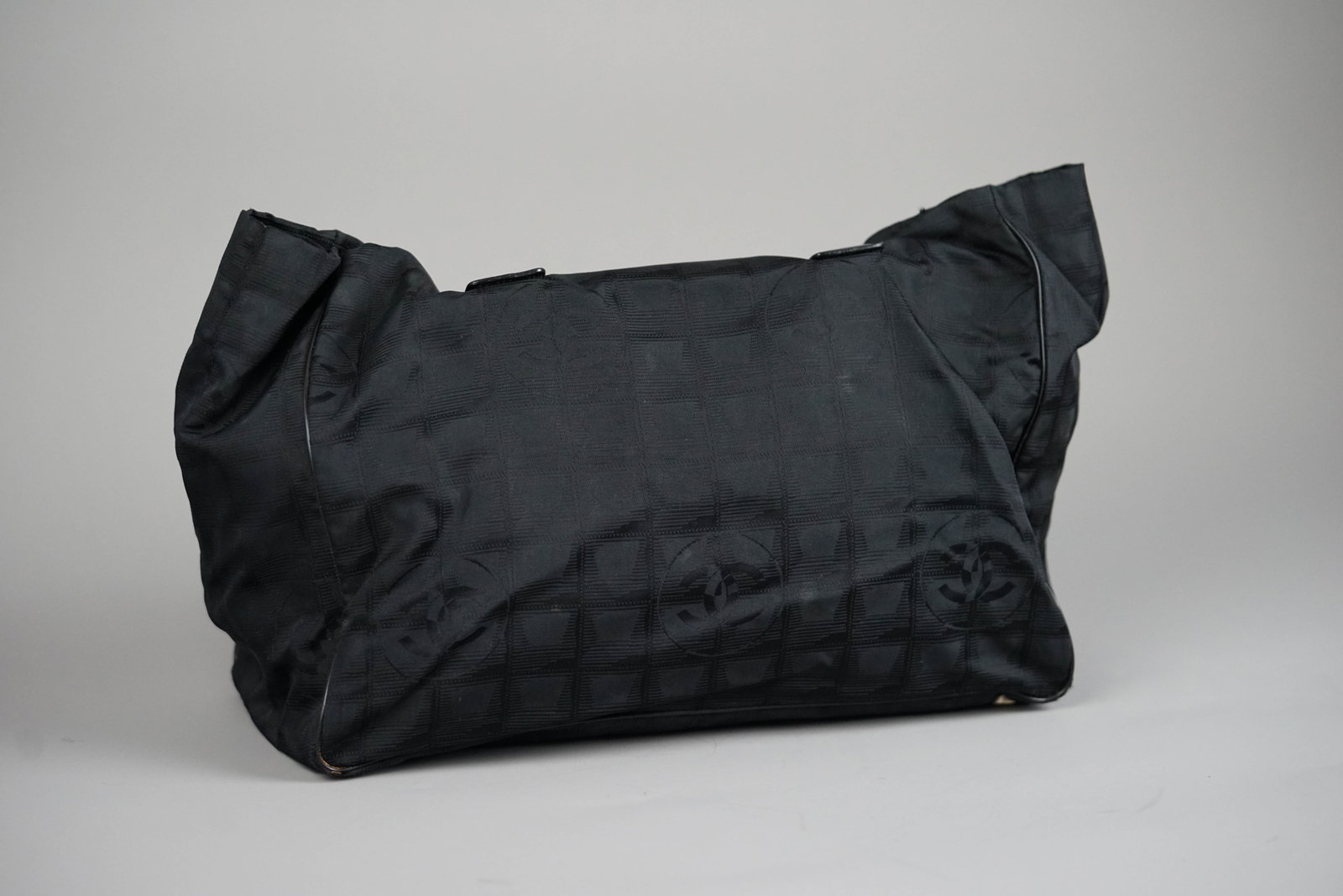 CHANEL NEW TRAVEL TOTE BAG NYLON 10417607 BLACK - 2