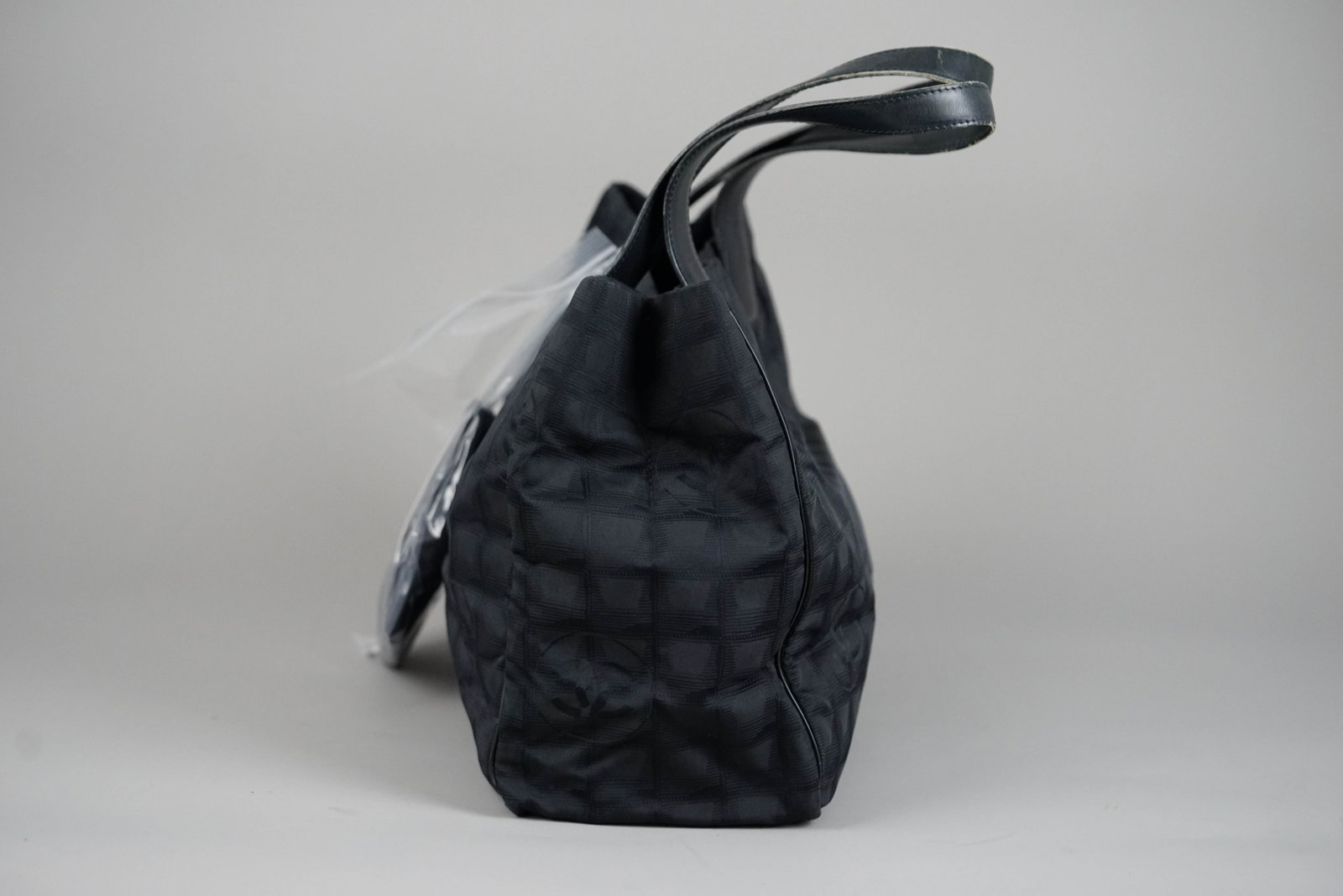 CHANEL NEW TRAVEL TOTE BAG NYLON 8317512 BLACK - 4