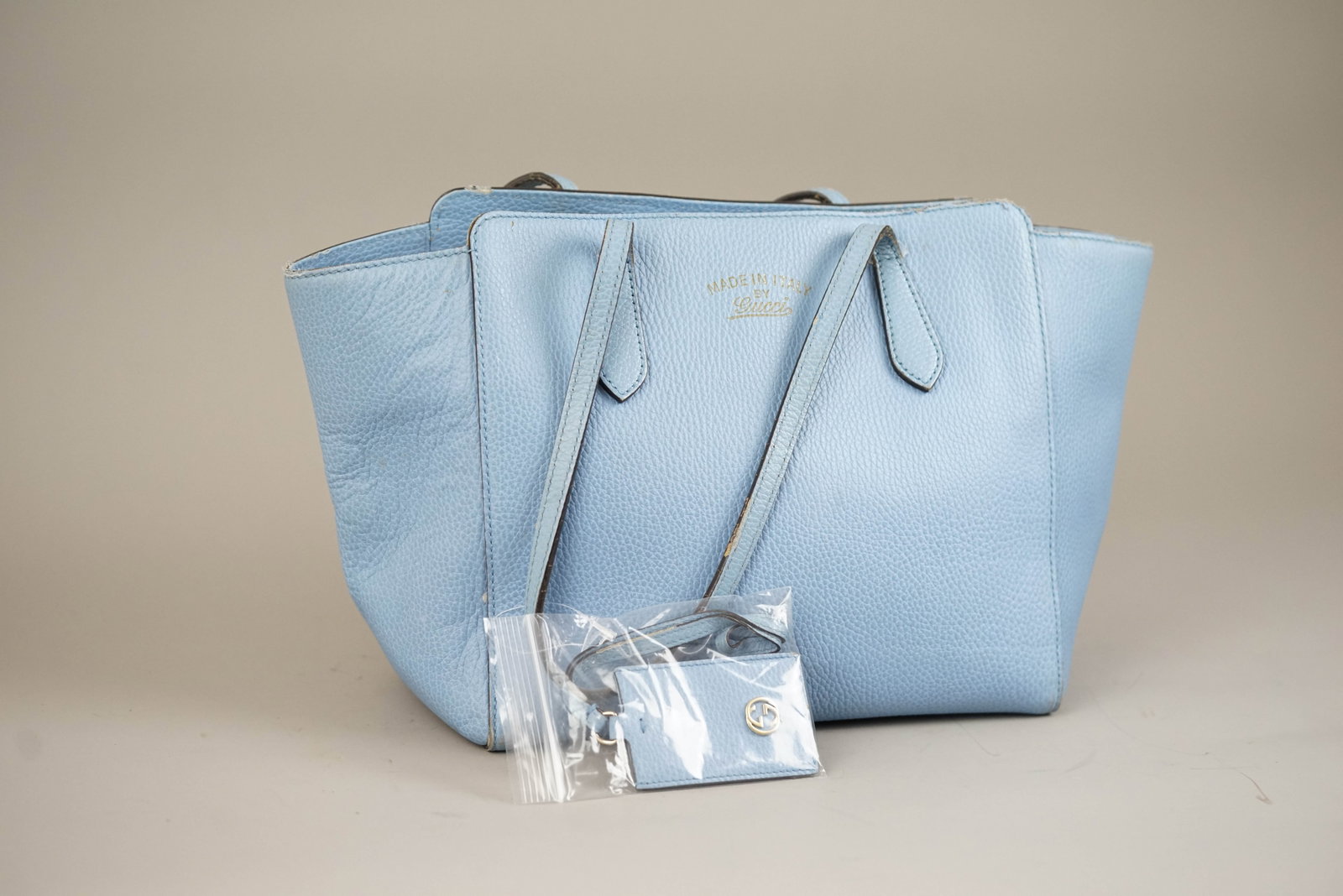 GUCCI SWING TOTE BAG LEATHER 520980 BLUE NAME TAG - 2