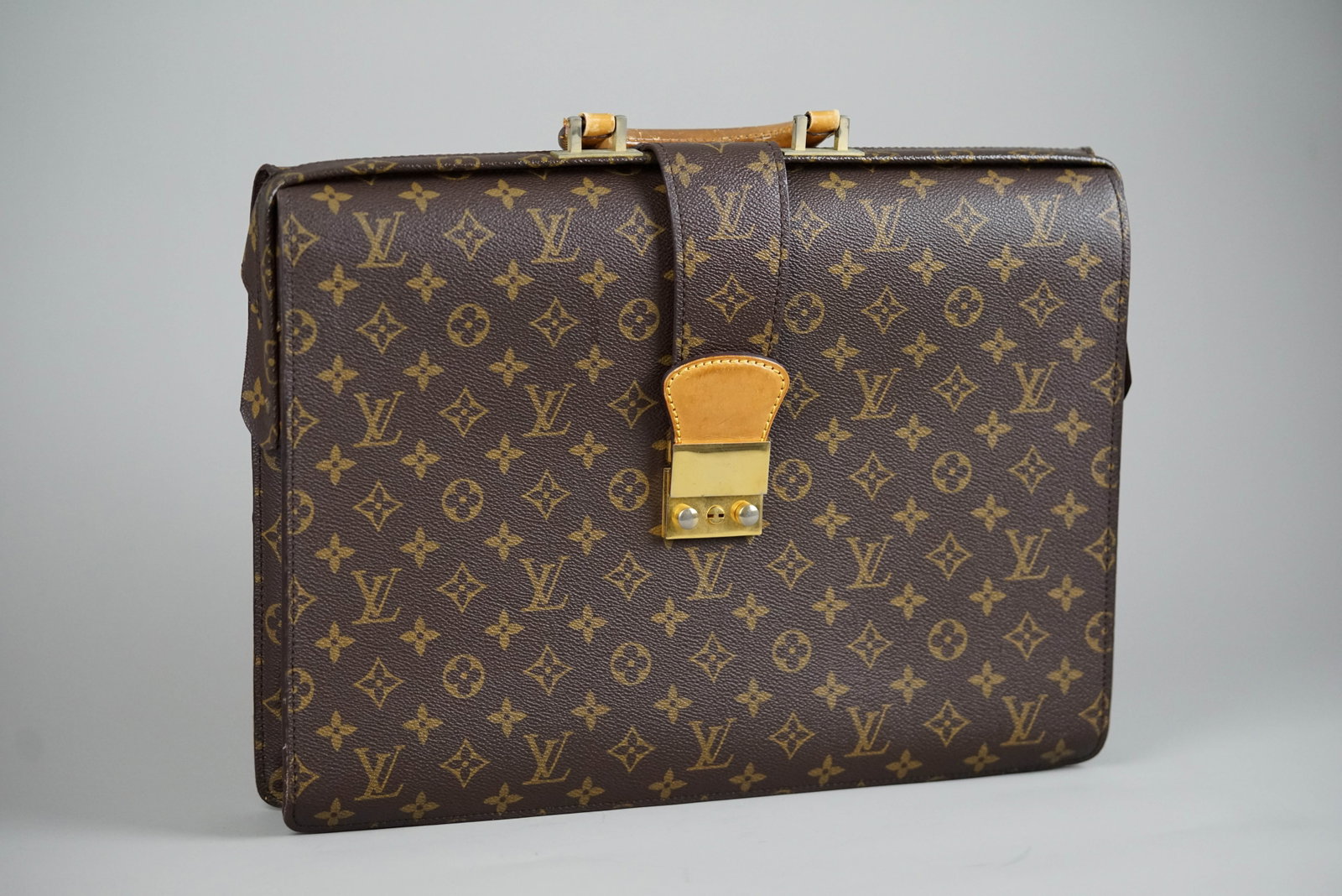 LOUIS VUITTON MONOGRAM SERVIETTE FERMOIRE BRIEFCASE M53305 CONDITION RANK: BC - 2