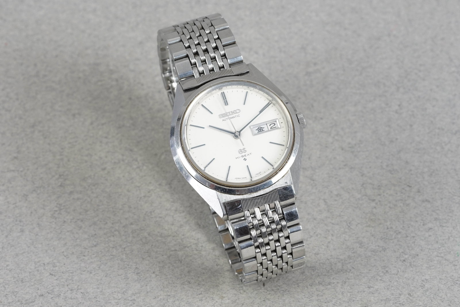 GRAND SEIKO HI-BEAT AUTOMATIC DAY DATE REF. 5646-7010 - 2