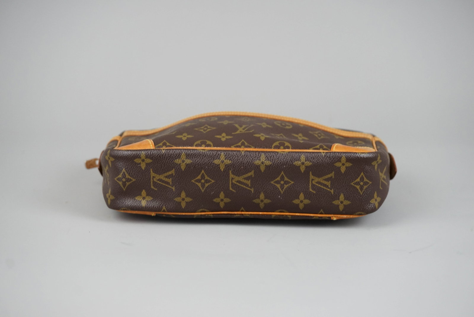LOUIS VUITTON MONOGRAM COMPIEGNE 28 CLUTCH BAG SECOND BAG M51845 843 CONDITION RANK: BC - 9