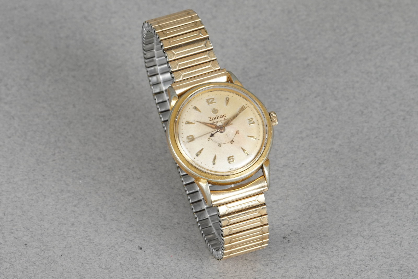 ZODIAC AUTOGRAPHIC GOLD PLATED WRISTWATCH - 2