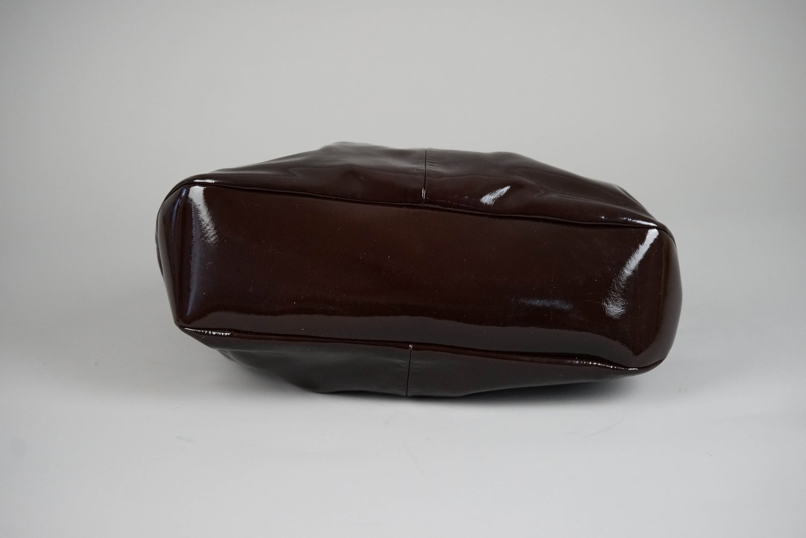 SALVATORE FERRAGAMO VARA HANDBAG ENAMEL BROWN - 10
