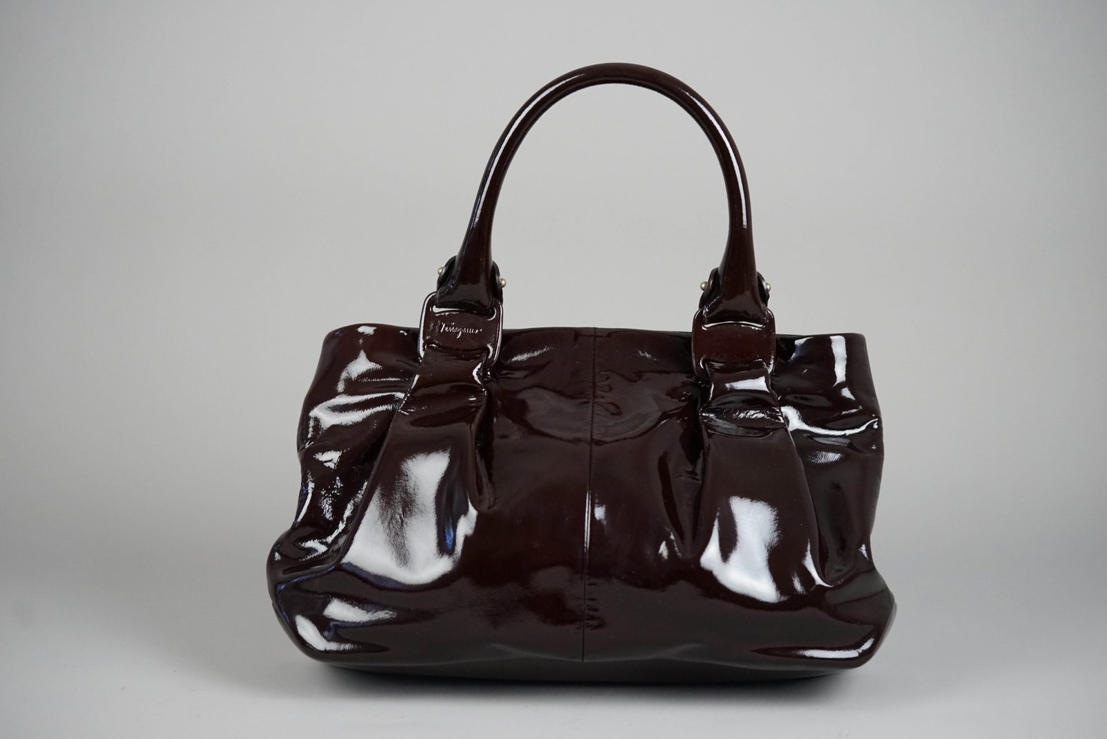 SALVATORE FERRAGAMO VARA HANDBAG ENAMEL BROWN - 6