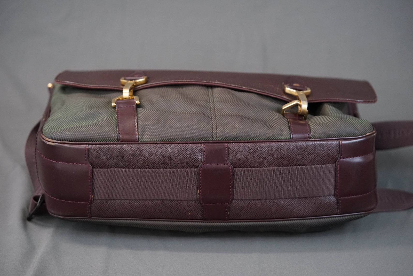 LOUIS VUITTON TAIGA DELVAUX SHOULDER BAG M30166 SP1022 - 13