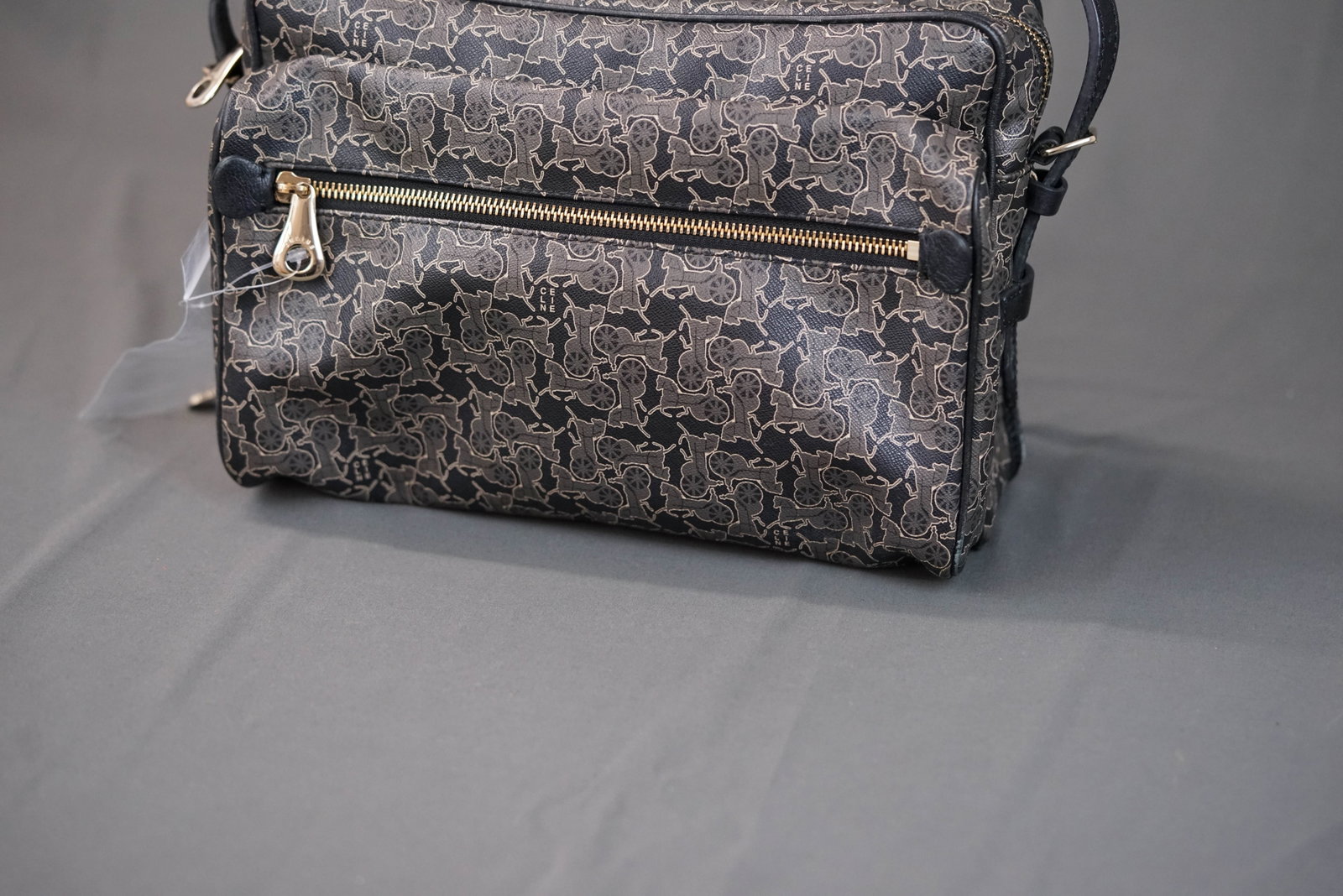 CELINE BLACK SHOULDER BAG - 3