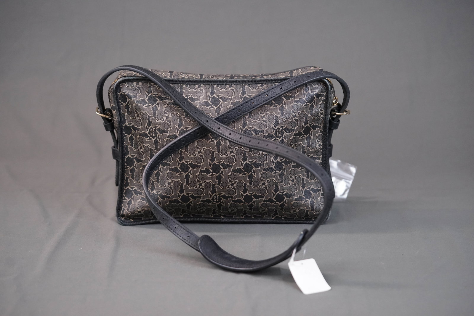 CELINE BLACK SHOULDER BAG - 6