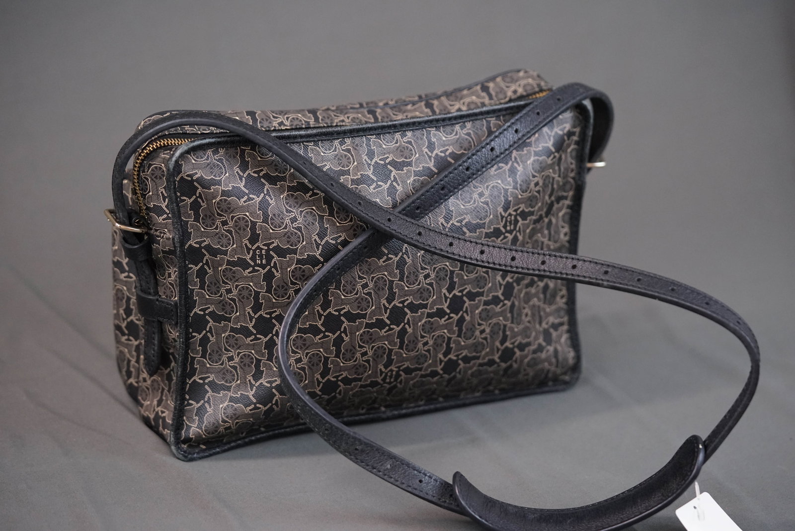 CELINE BLACK SHOULDER BAG - 8
