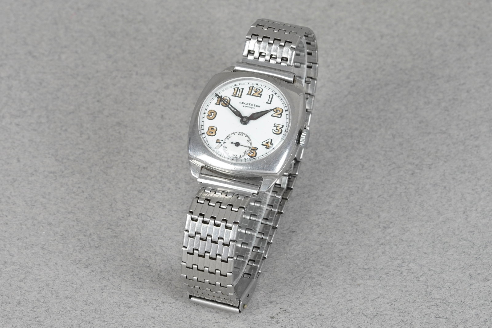 J W BENSON TRENCH WATCH (1 of 4)
