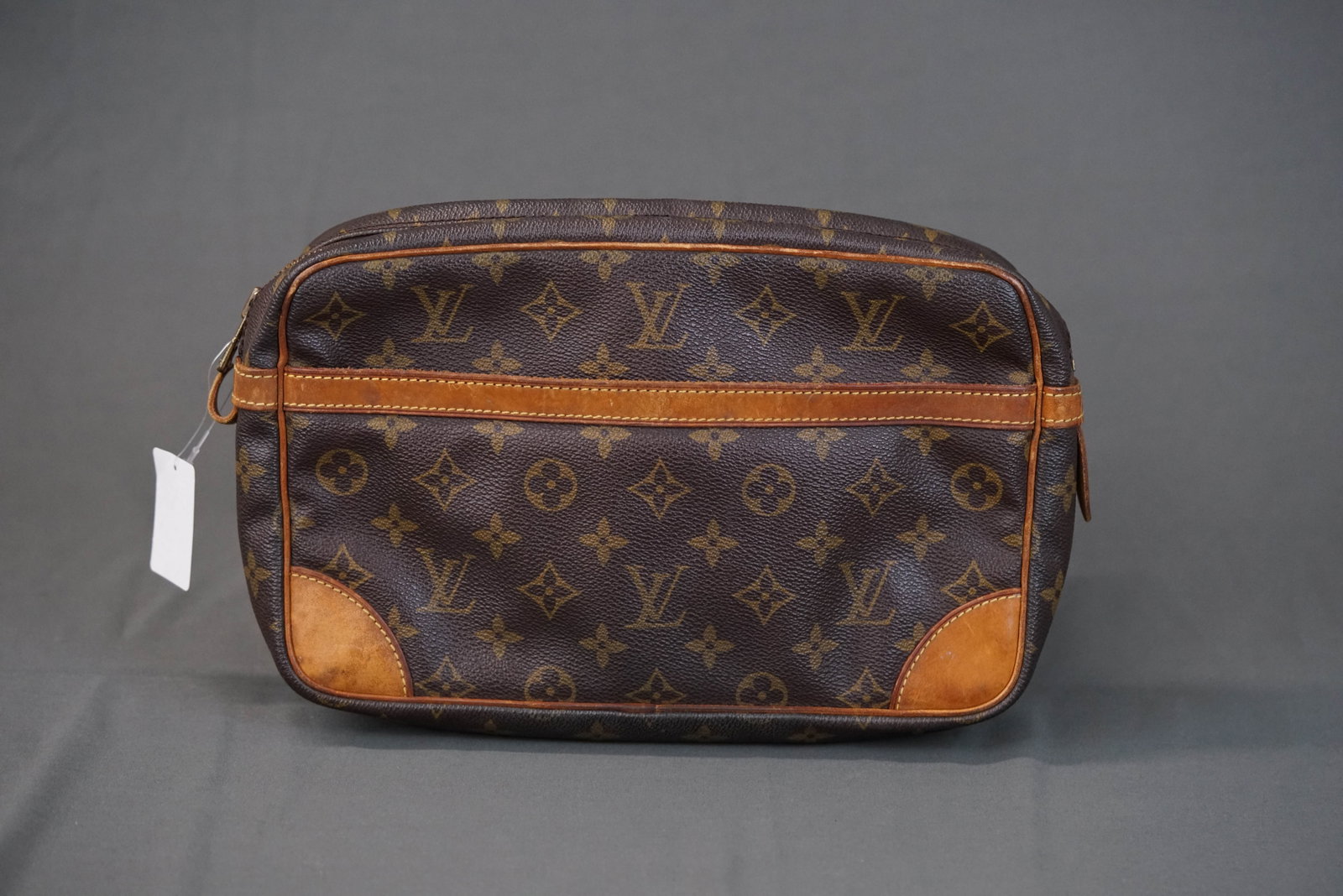 LOUIS VUITTON EPI POCHETTE CLUTCH BAG M52618 MI873 - 2
