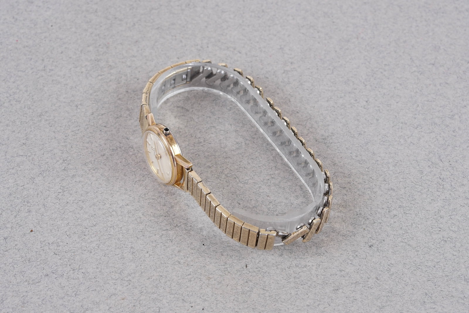 *TO BE SOLD WITHOUT RESERVE* OMEGA GOLD PLATED WRISTWATCH REF. 11083-62 - 2
