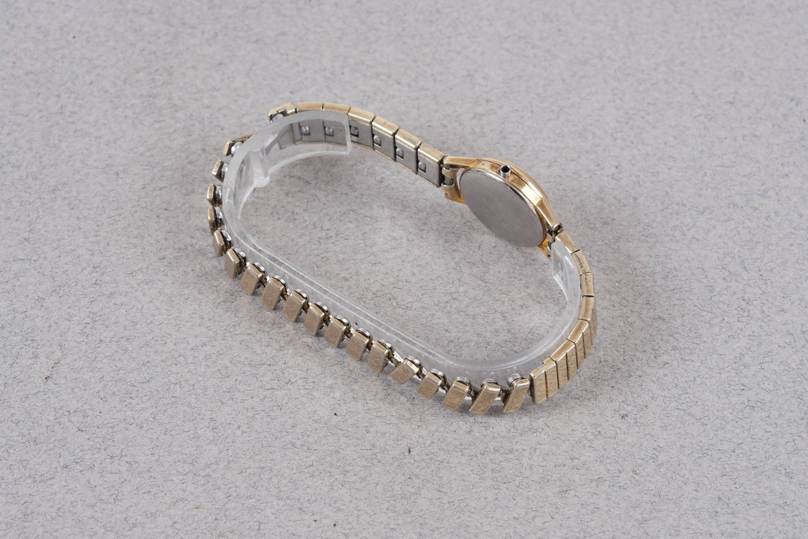 *TO BE SOLD WITHOUT RESERVE* OMEGA GOLD PLATED WRISTWATCH REF. 11083-62 - 3