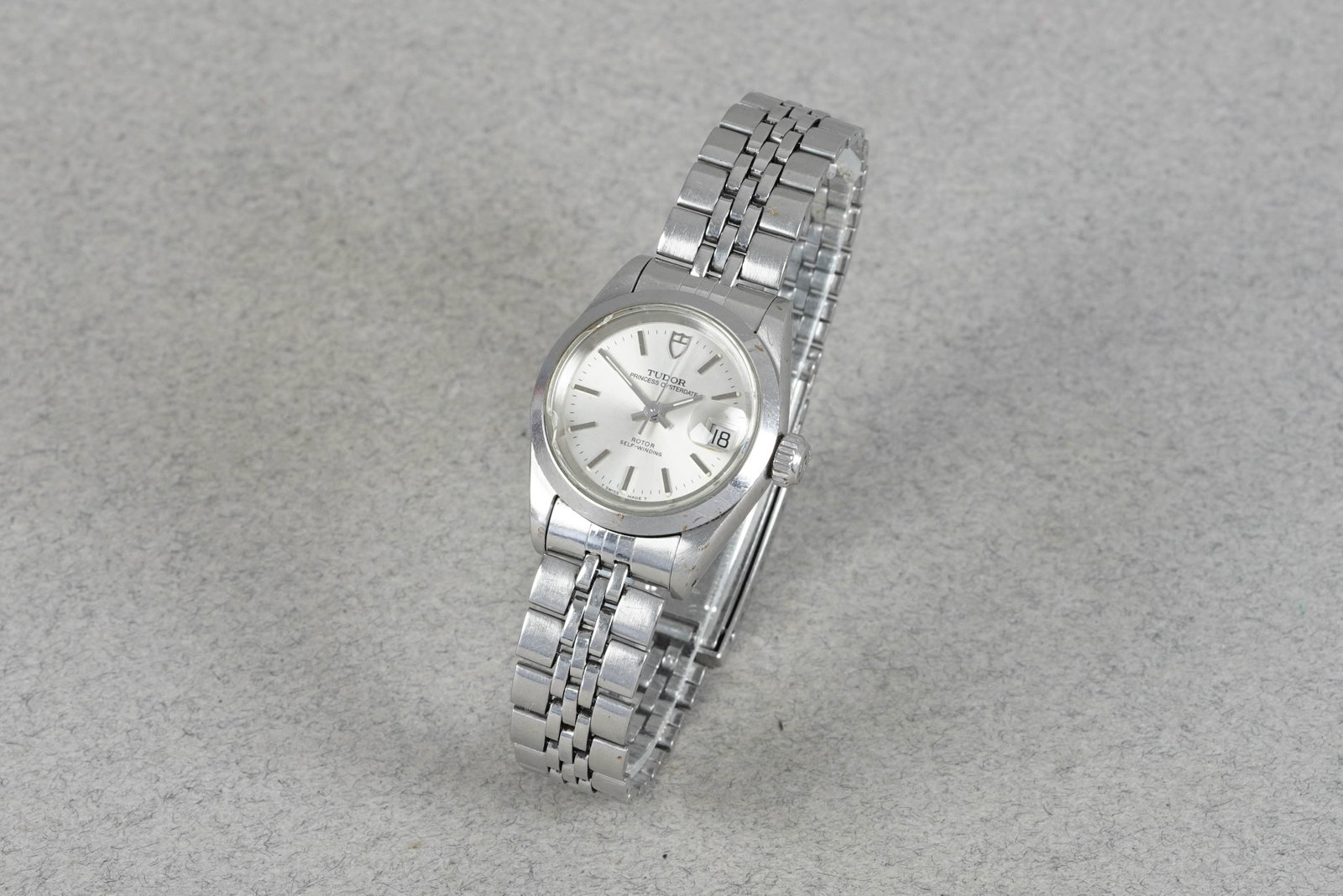 TUDOR PRINCESS OYSTERDATE AUTOMATIC W/ BOX REF. 92400N - 2